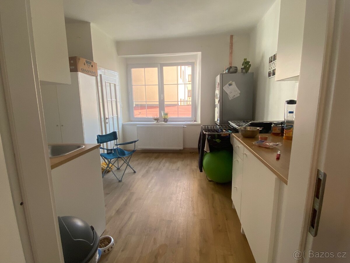 Pronájem bytu 2+1, 69 m² – Náchod, ulice Žižkova