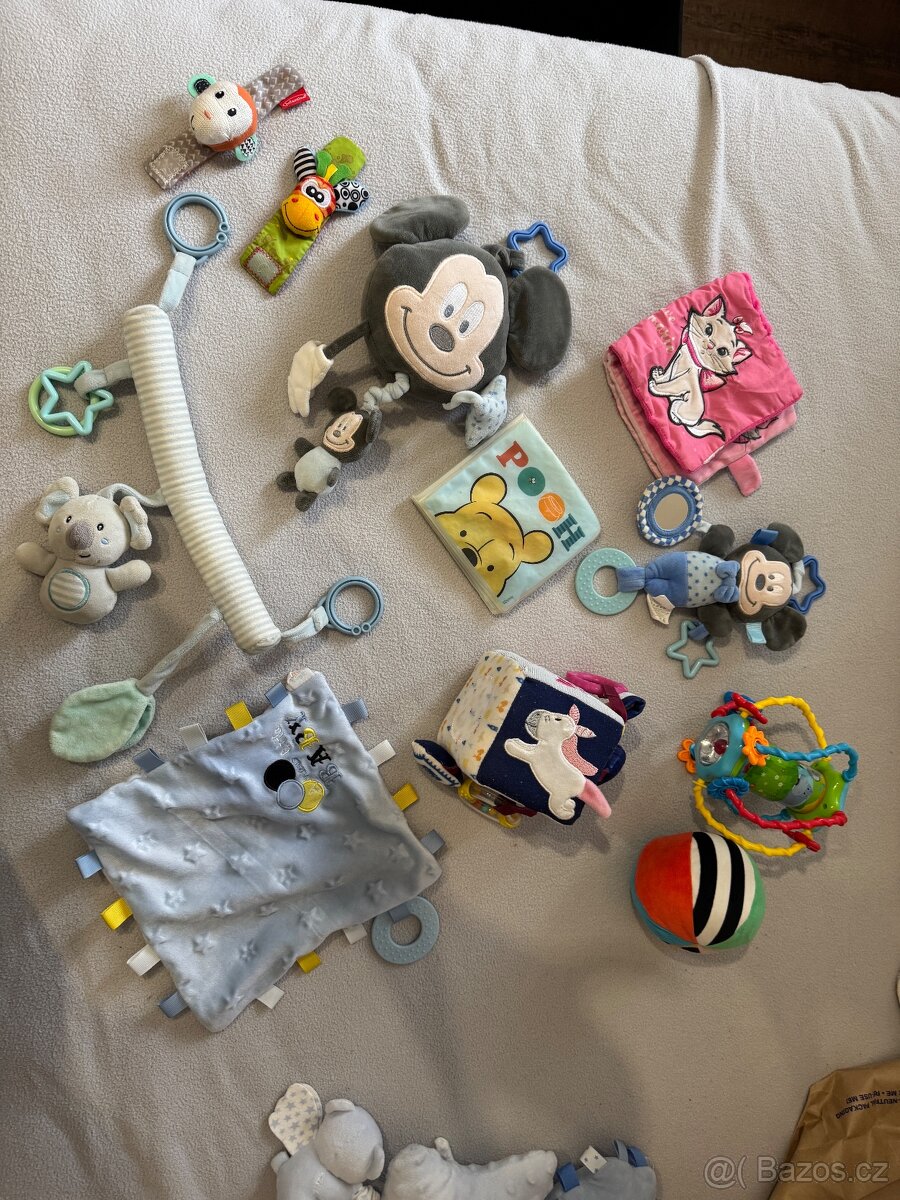 Mix batolecích hraček