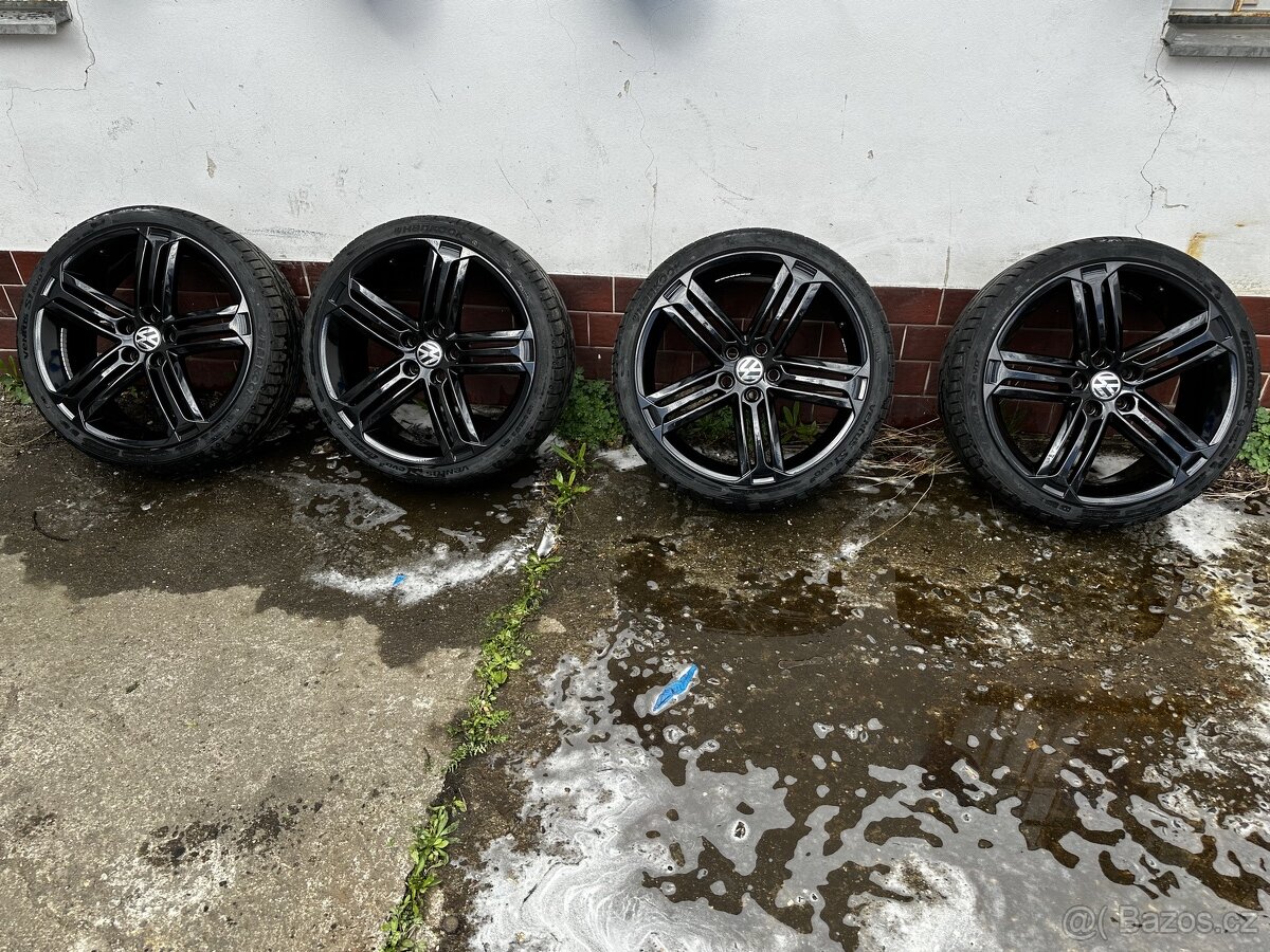 Sada kol Volkswagen Talladega včetně pneu 5x112 ET50 8Jx19