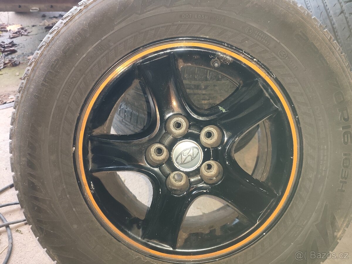 ALU kola Santa Fe 1 Nokian R16 225/70