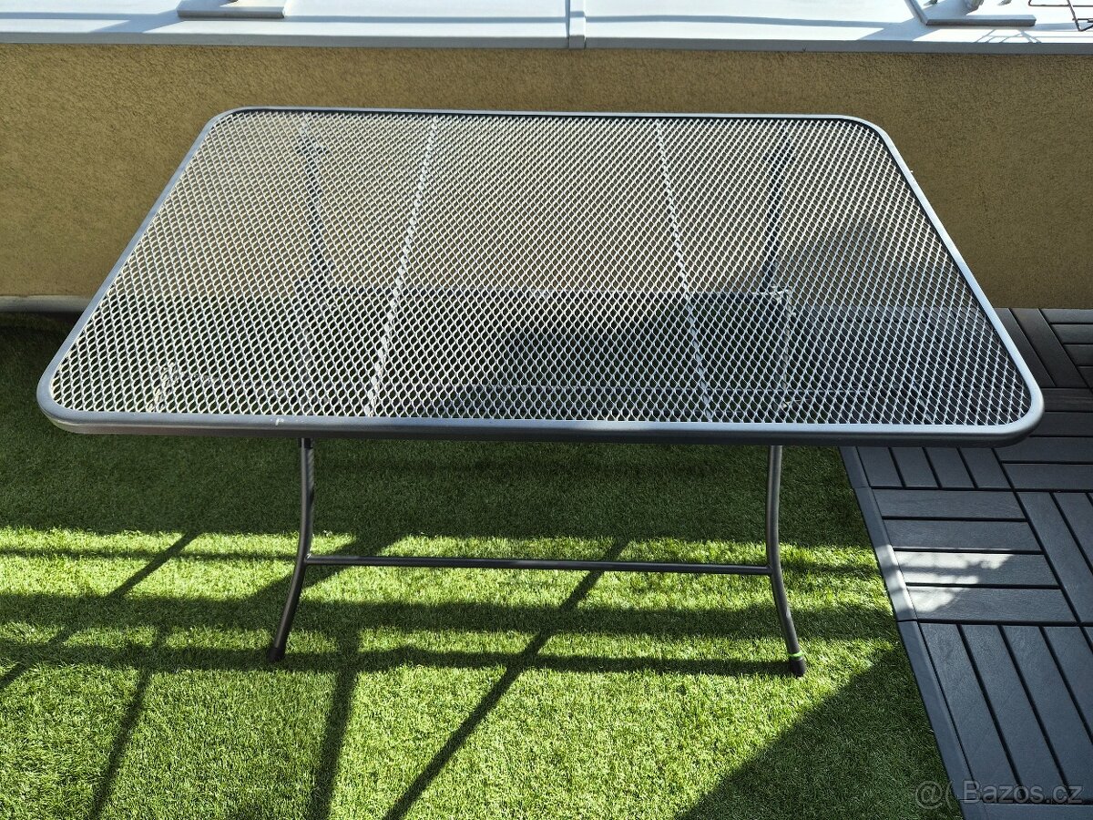 Skládací stůl 110x70x72 cm