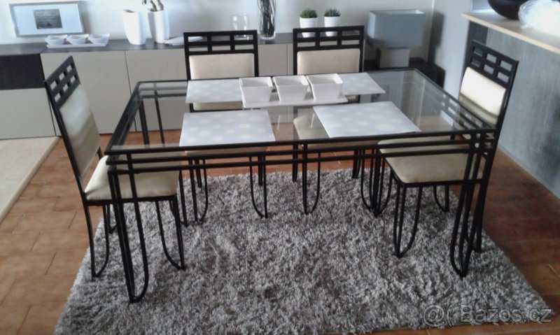 Prodám moderní jídelní sestavu