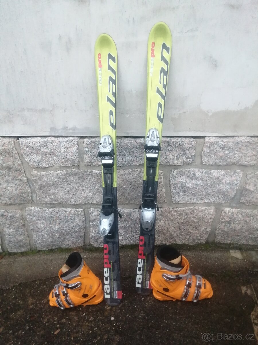 lyže 120 + lyžáky 23