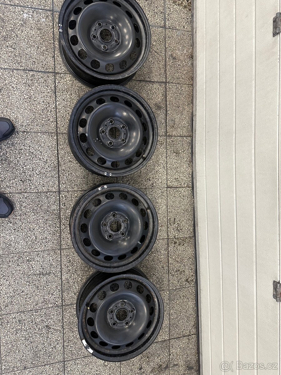Plechové disky na Škoda VW Seat R16