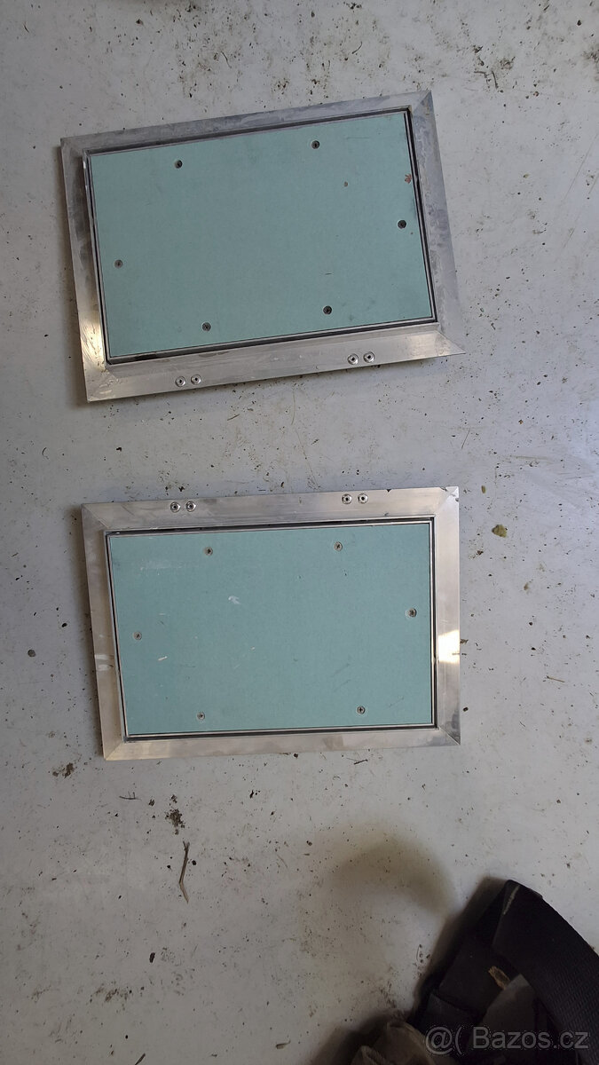 Revizní dvířka do SDK 200x300