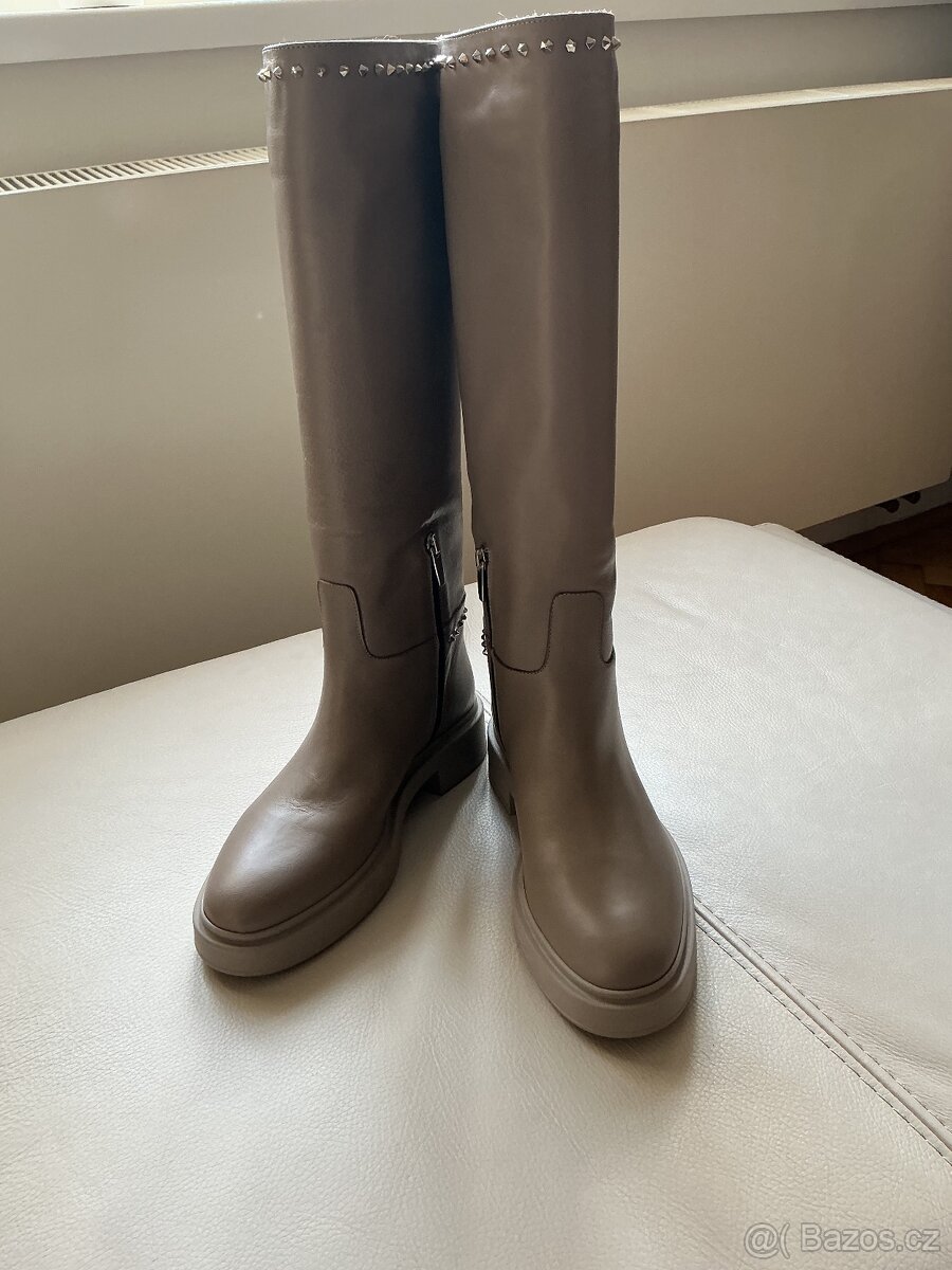 Kožené kozačky Murizari