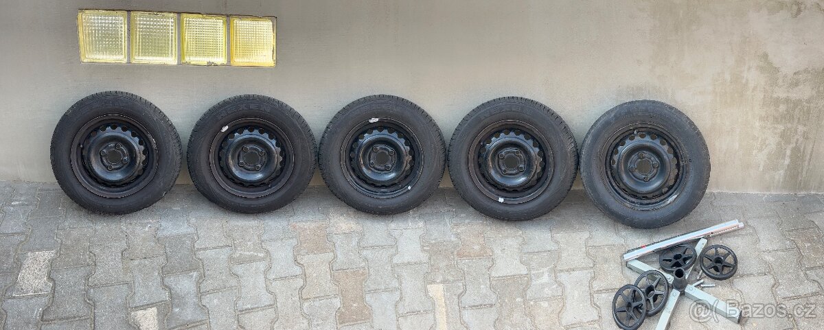 Letni pneu 165/70/13