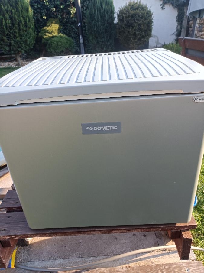 plynová lednice Dometic 41 l