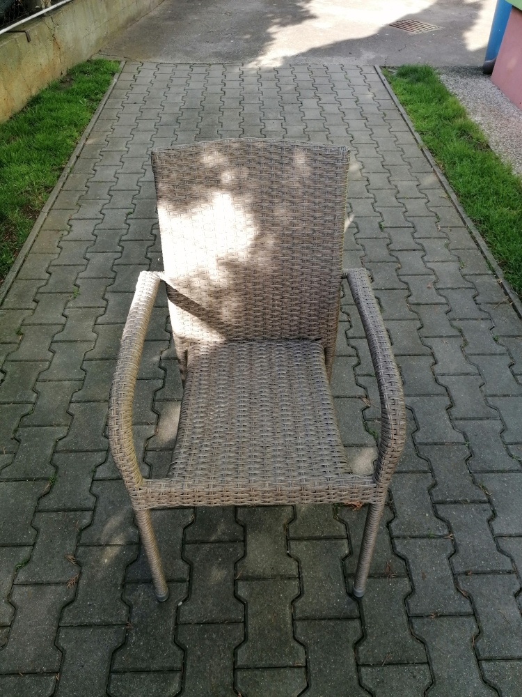 Ratanová židle