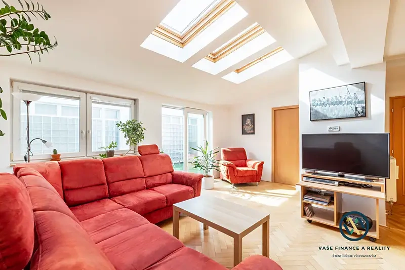 Prodej bytu 4+kk 151 m² Halasovo náměstí, Brno - Lesná