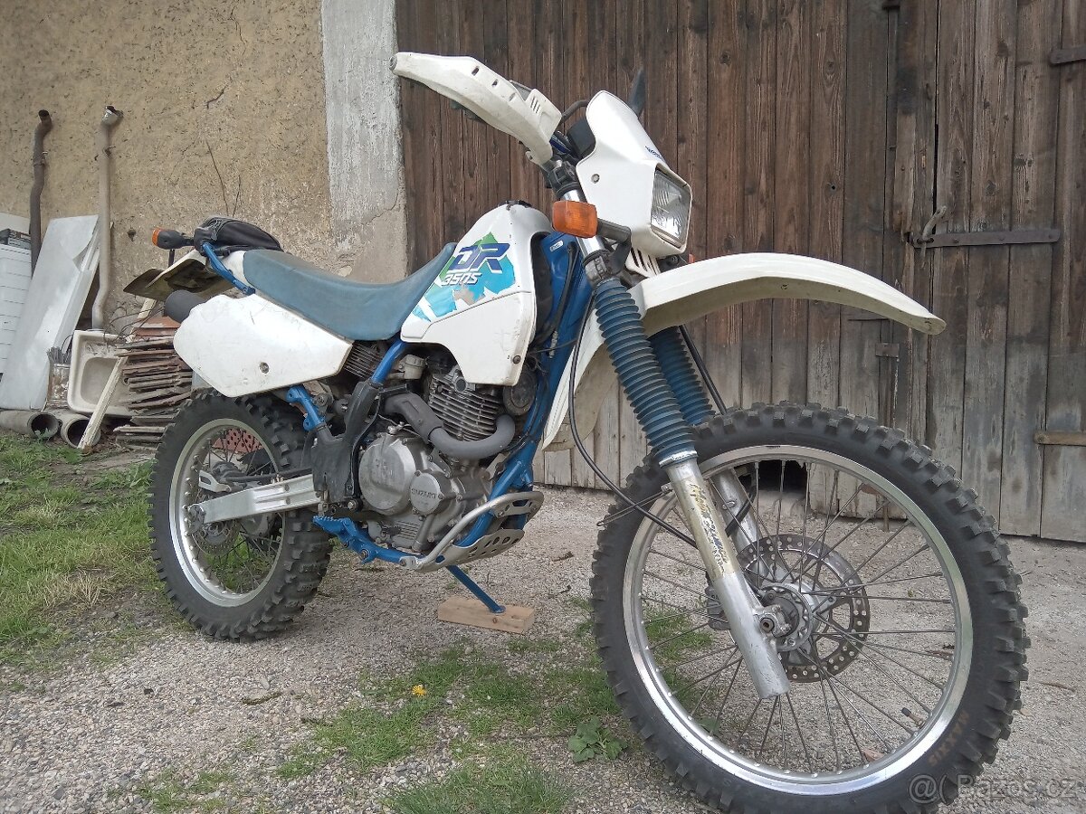 Suzuki dr350s