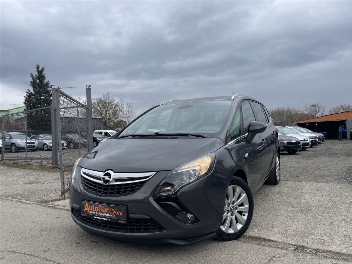 Opel Zafira 1,6 Turbo,CNG COSMO,PDC,SERVISKA