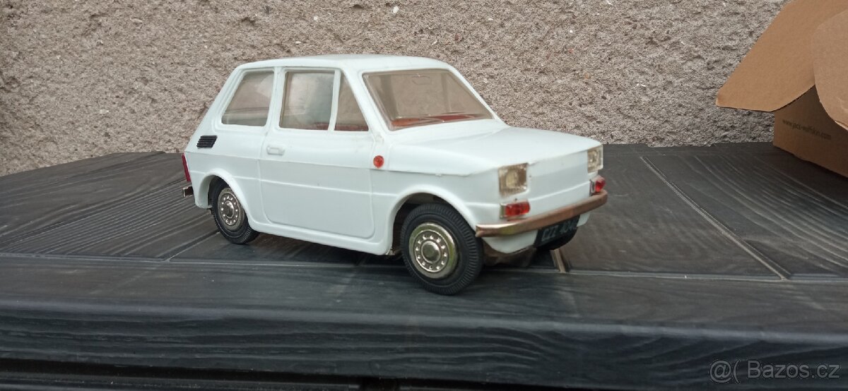 Fiat 126 polská hračka