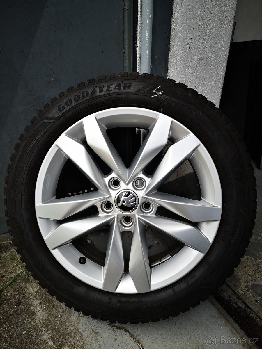 Alu kola originál Škoda r16 Fabia4, Rapid, Roomster, Scala,