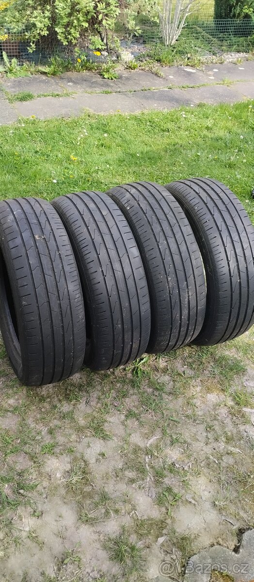 4x letní pneu zn. Hankook 185/60 R15