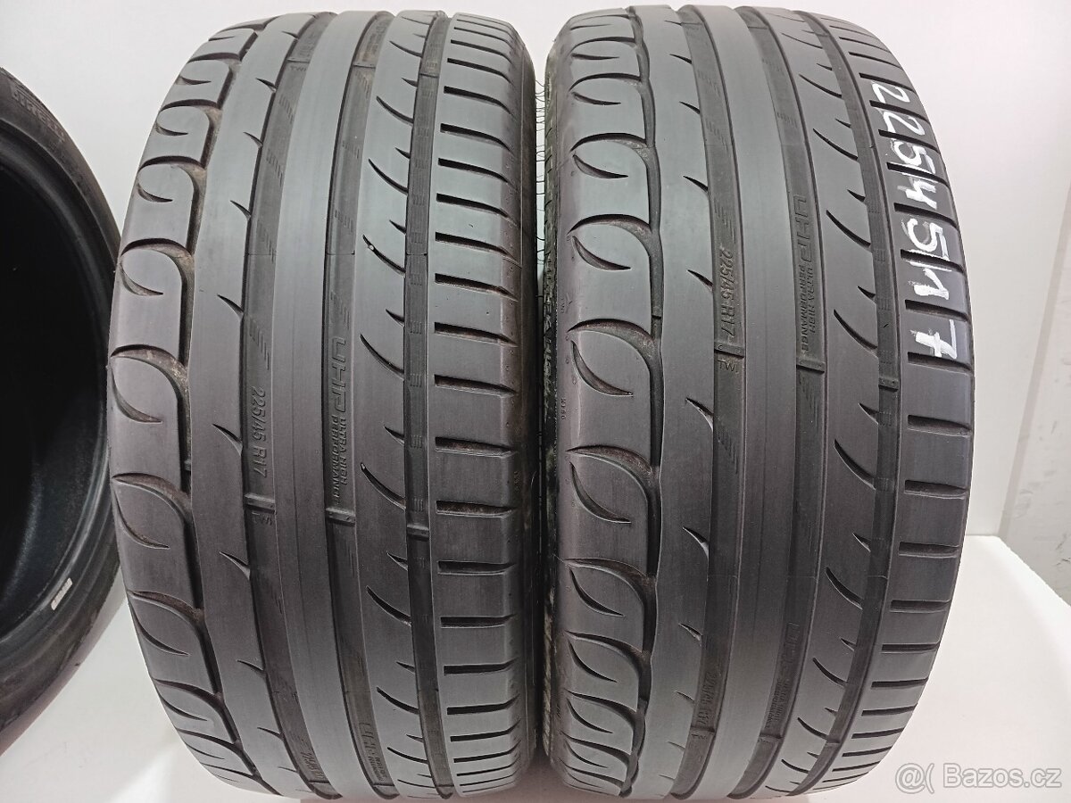 2ks letní pneu 225/45/17 Sebring