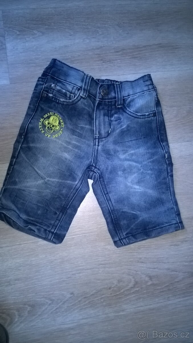 Detske kvalitni kratasy. Noseny pouze na 1 oslavu. Jako nov