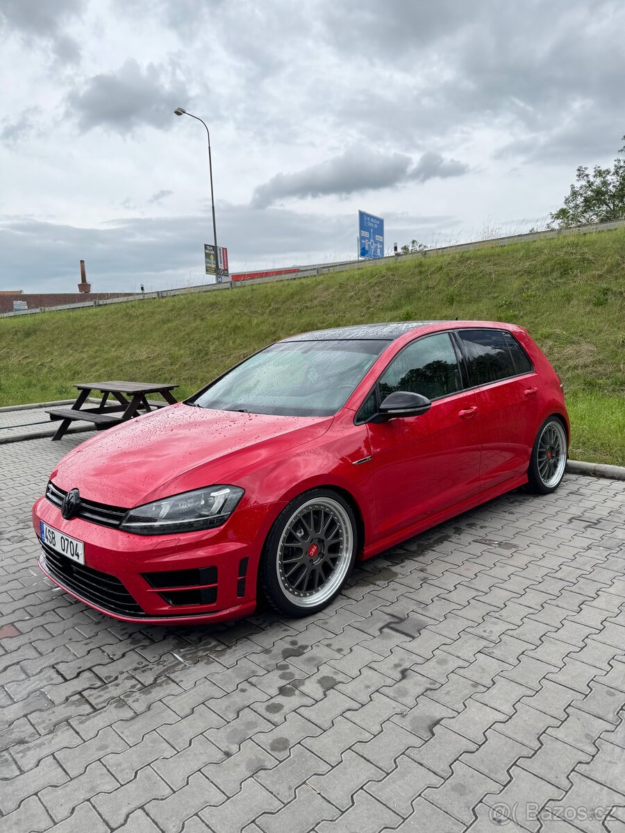 Volkswagen Golf 7R
