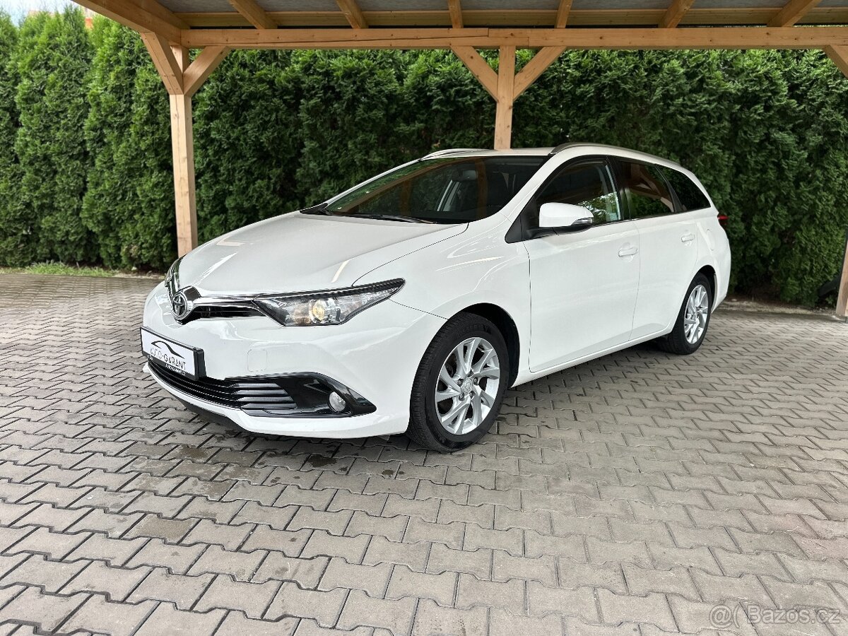 Toyota Auris combi 1.6 VVT-i 97kW BUSINESS původ ČR
