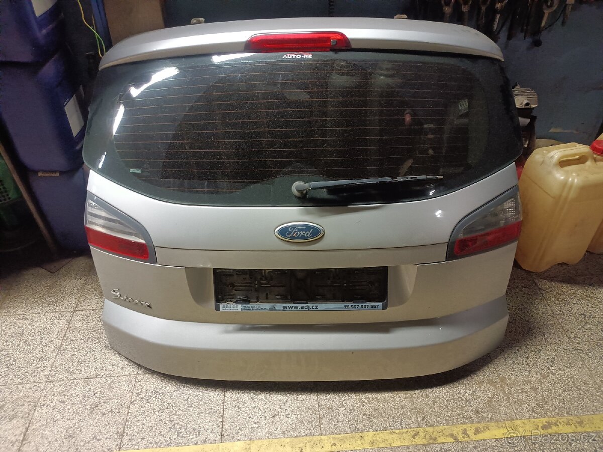 Ford S-MAX WA6 zadní dveře/víko kufru kompletní