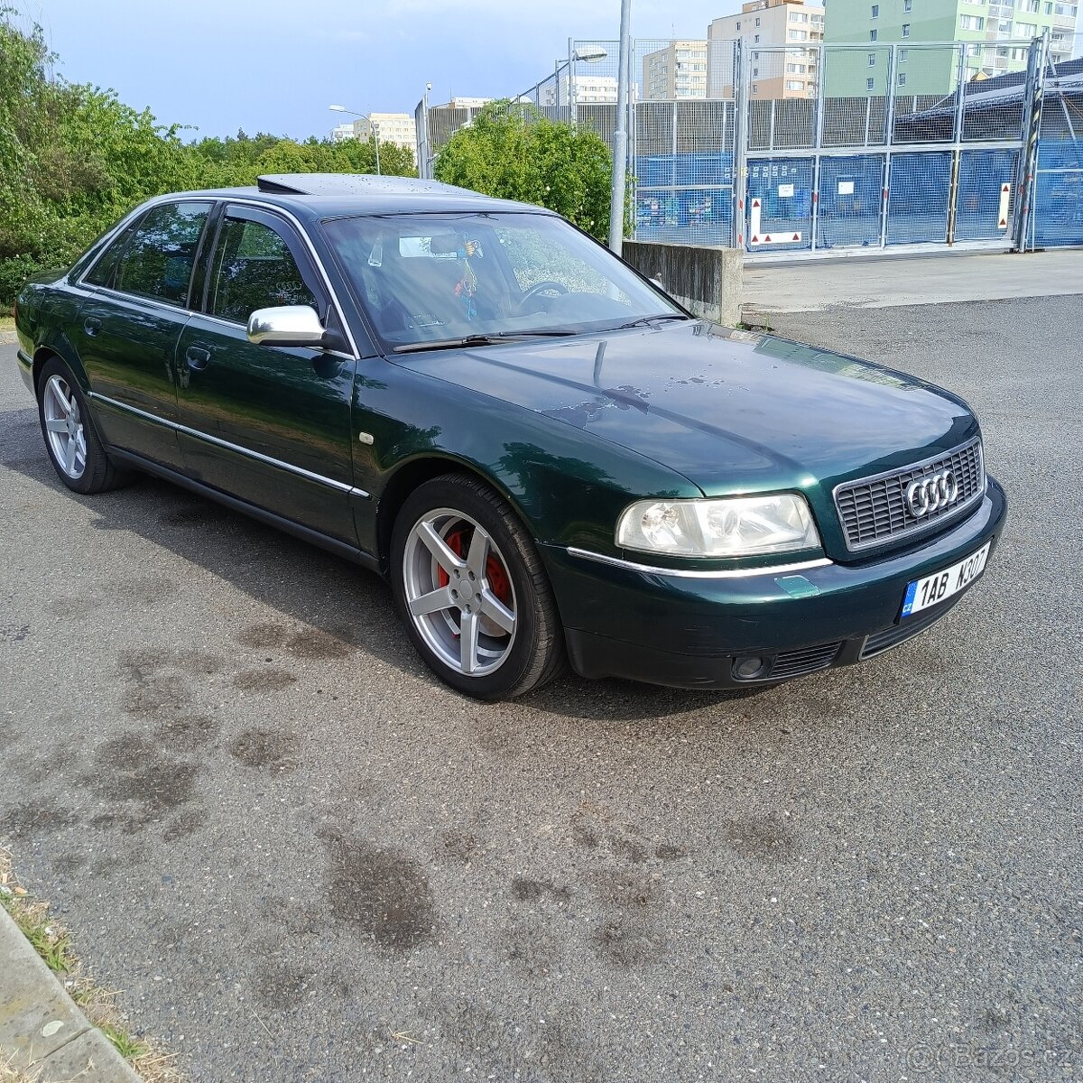 A8 D2. 4.2w8 265kw LPG Rok 1999