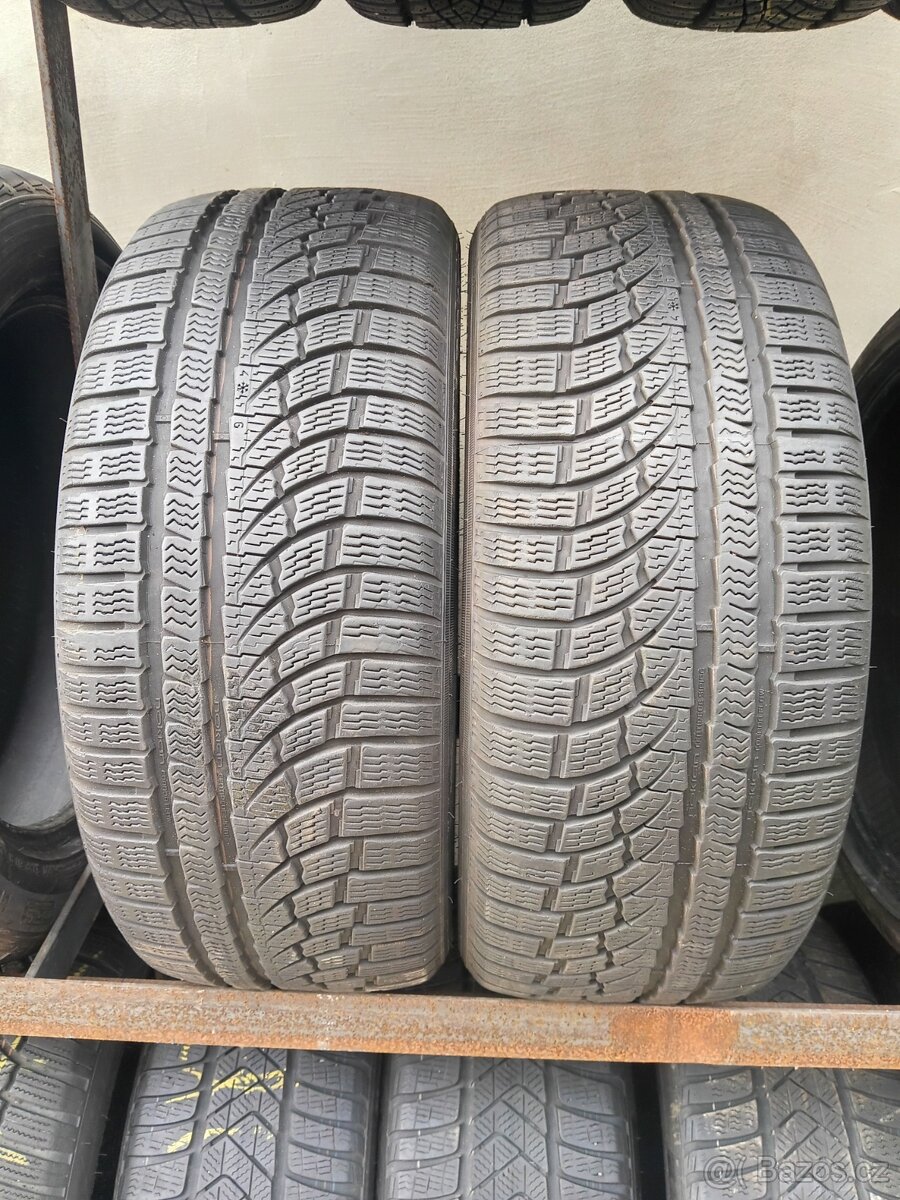 2xzimní pneu 225/45/19 Nokian