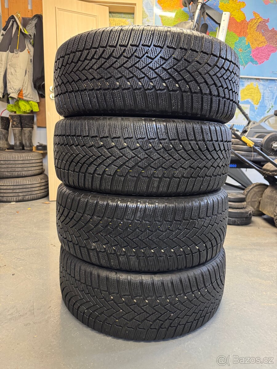 ZIMNÍ PNEU - 205/50 R17H Bridgestone Blizzak LM005
