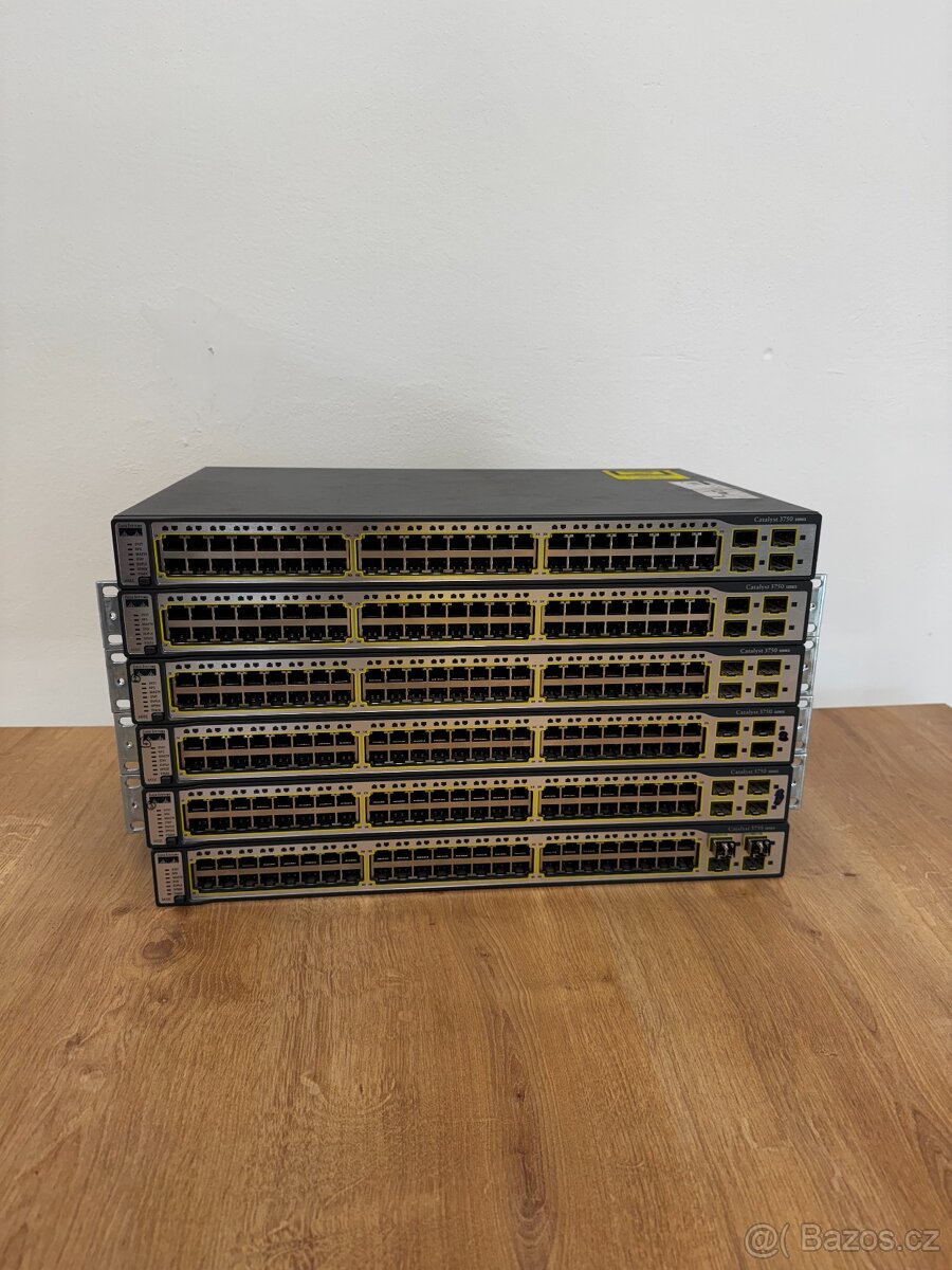 Použitý, výkonný Switch Cisco Catalyst 3750-48TS-S s 4 SFP U