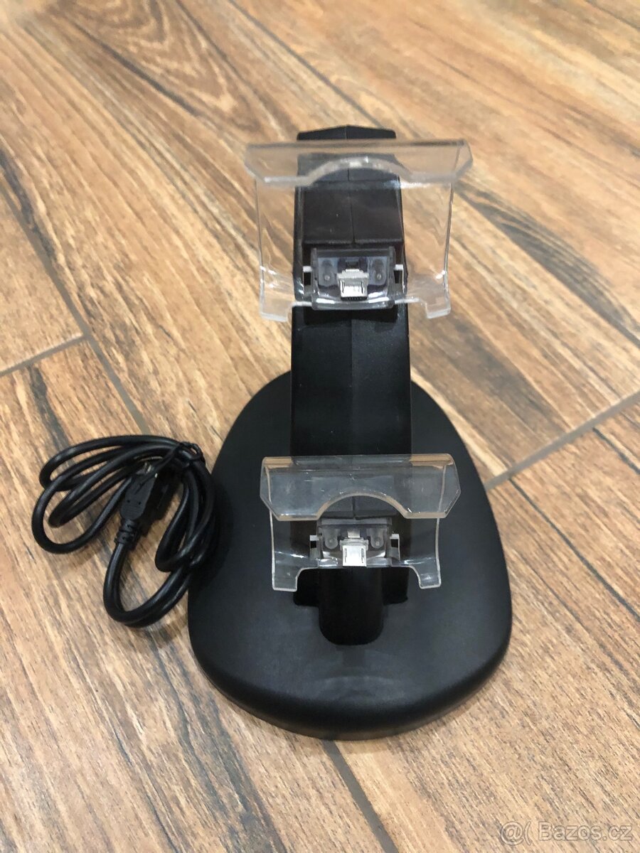 Nabíjecí stojan na ovladače PS4 - LED