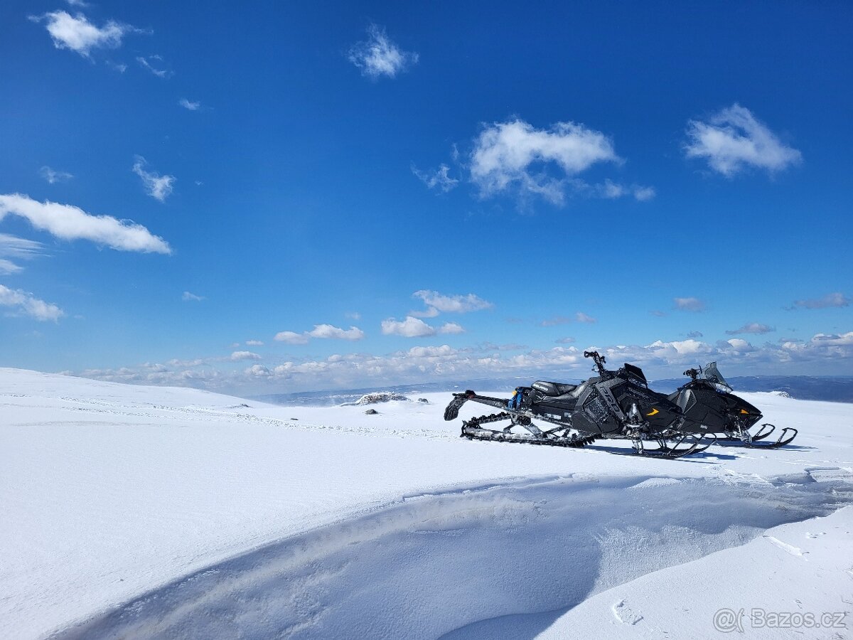 2017 Polaris RMK PRO 800