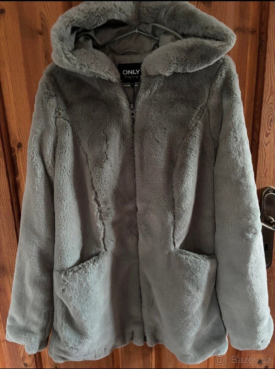 Only dámský kožíšek S