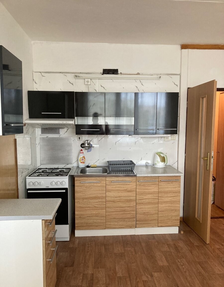 Pronájem bytu 1+1 38 m² Komenského, Plzeň