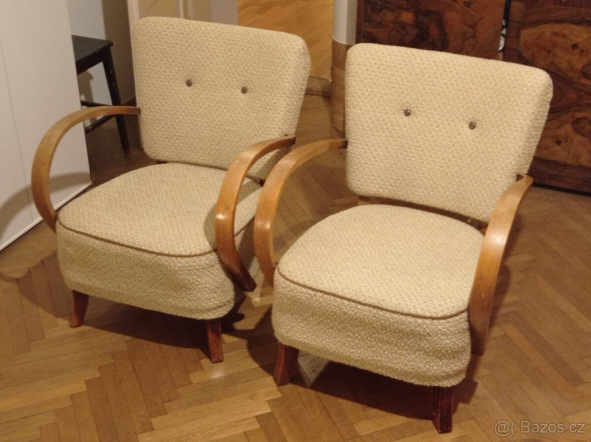 DVĚ KŘESLA 40-LÉTA