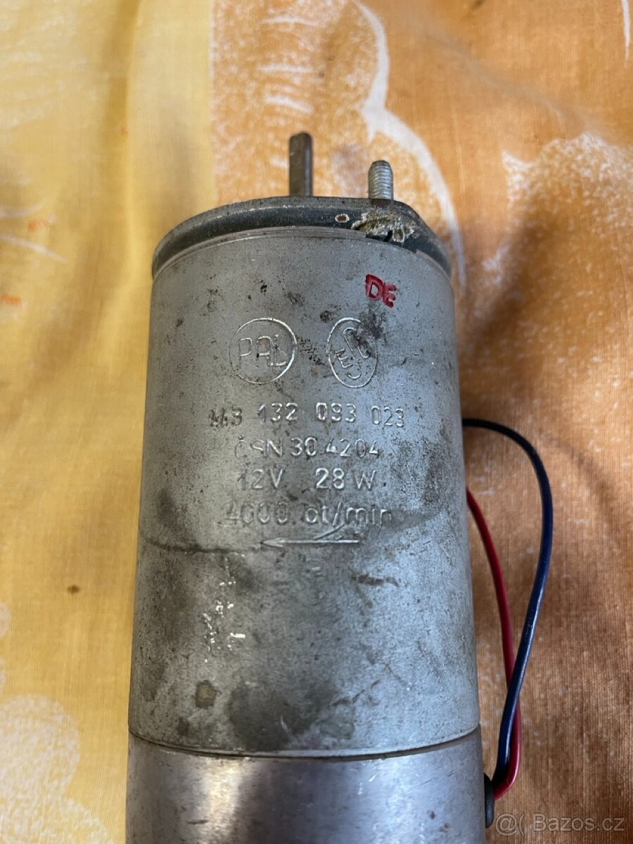 Motorek ventilátoru topení-Škoda