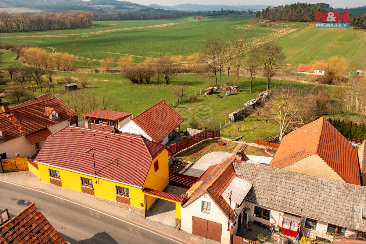 Prodej rodinného domu, 662 m², Přešťovice