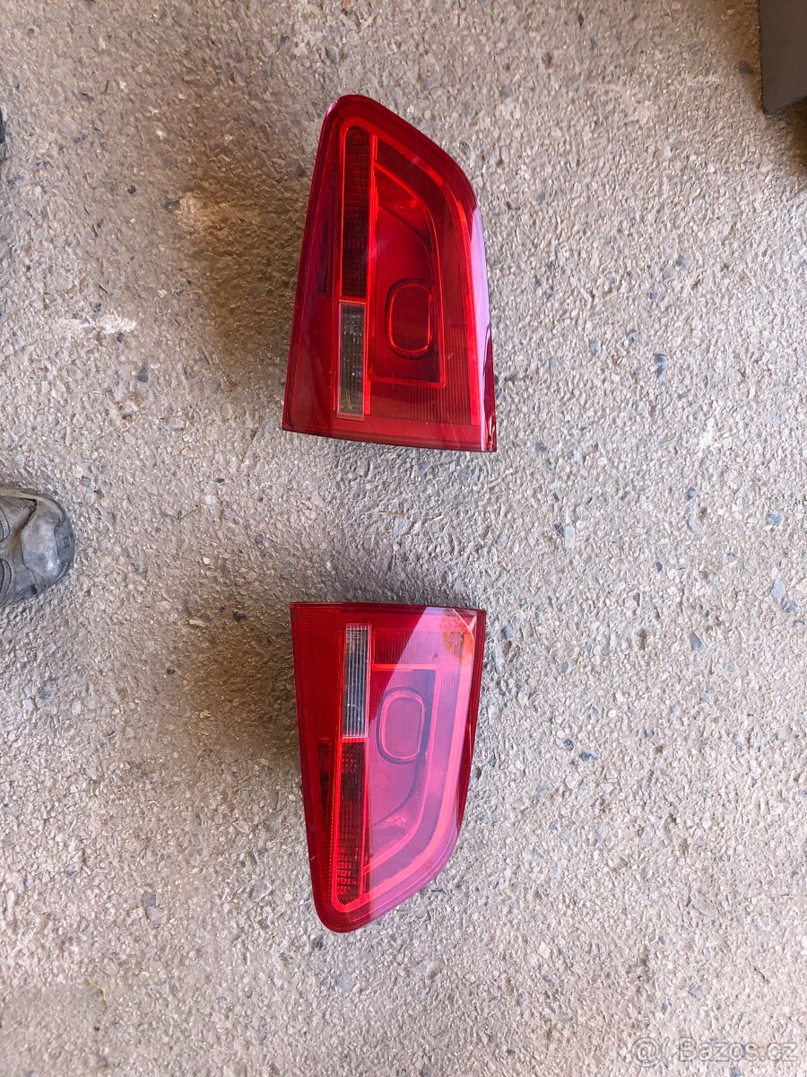 VW Sharen zadní světla