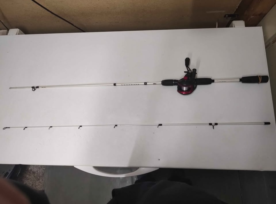 Prut na přívlač, Venerate Abu Garcia 20-60g+ baitcast
