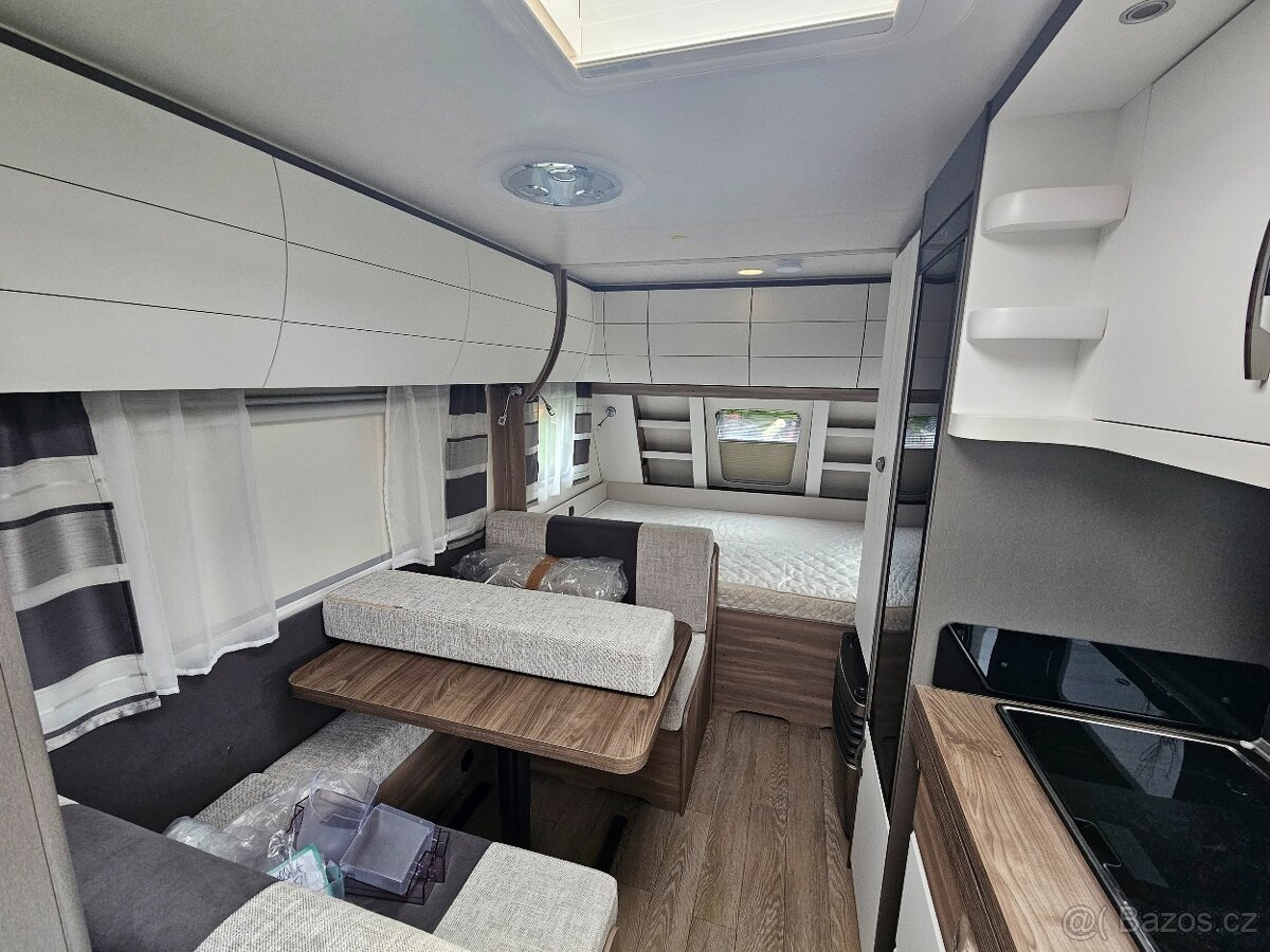 Nový hobby excellent edition 490 KMF