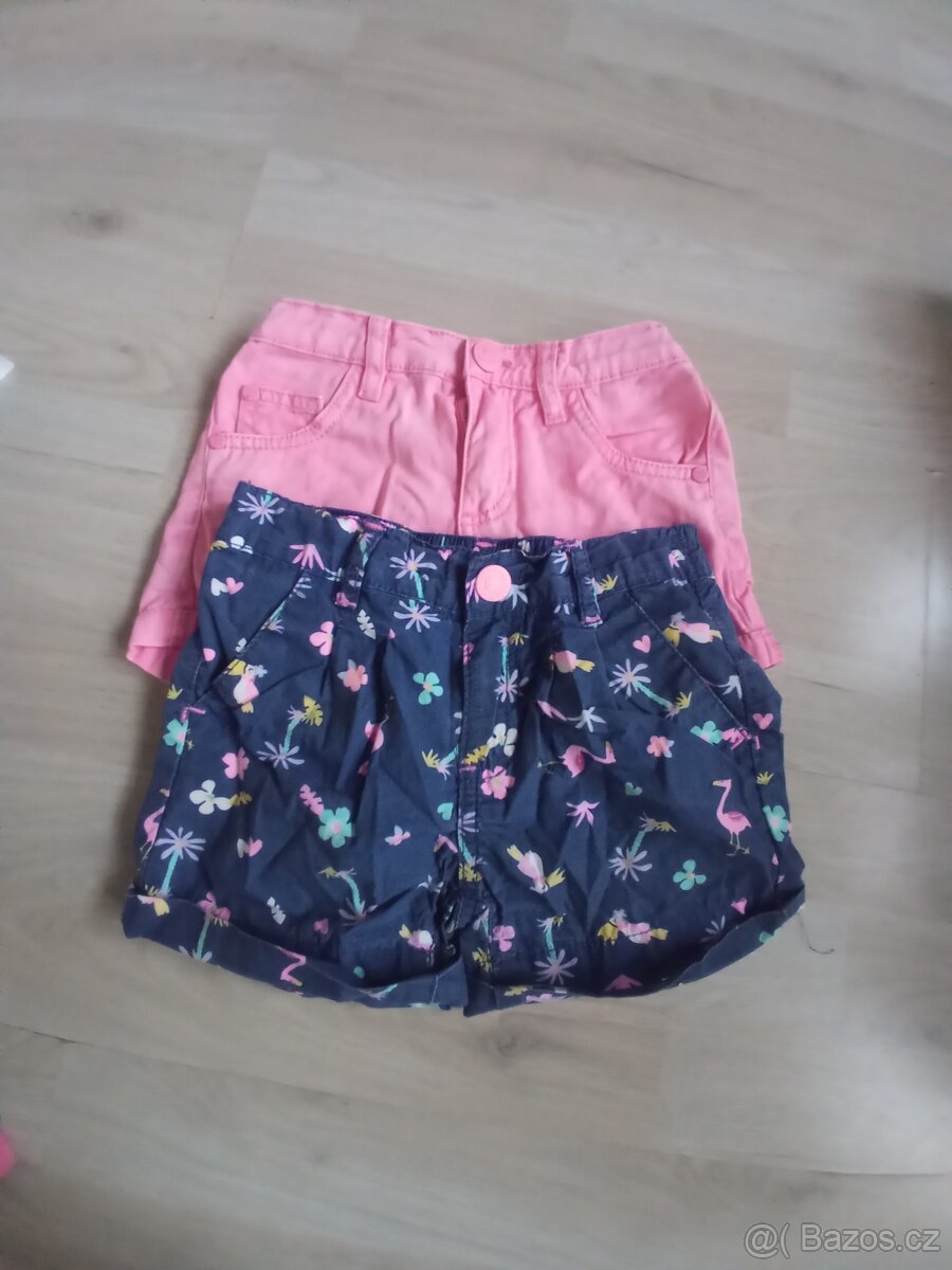 Dívčí kraťasy
