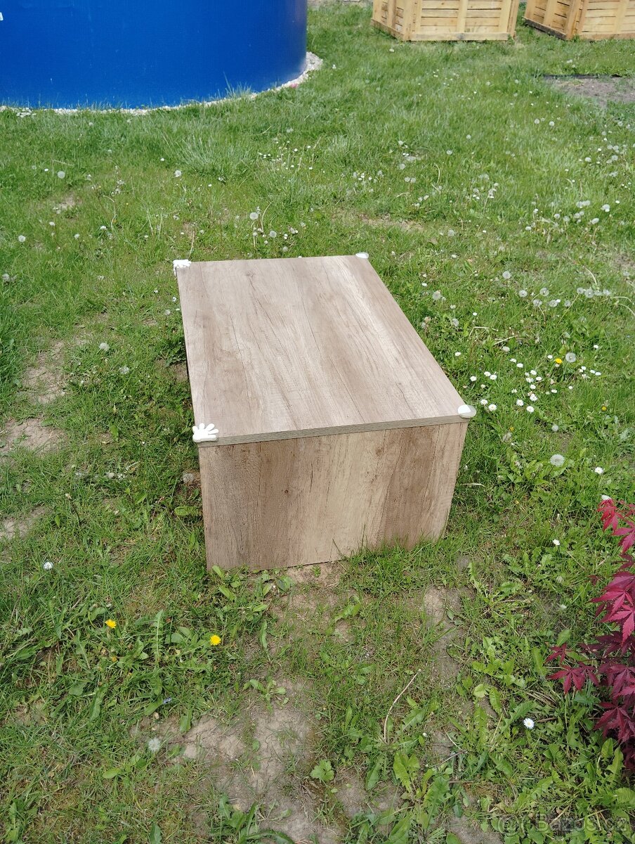 Tv stolek