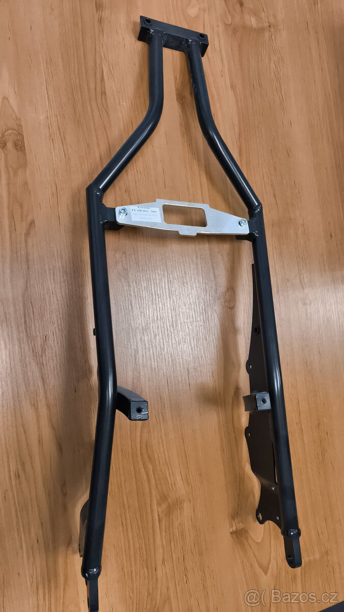 13) Kawasaki ZX10R 2011-2015 – podsedlák 3800,-