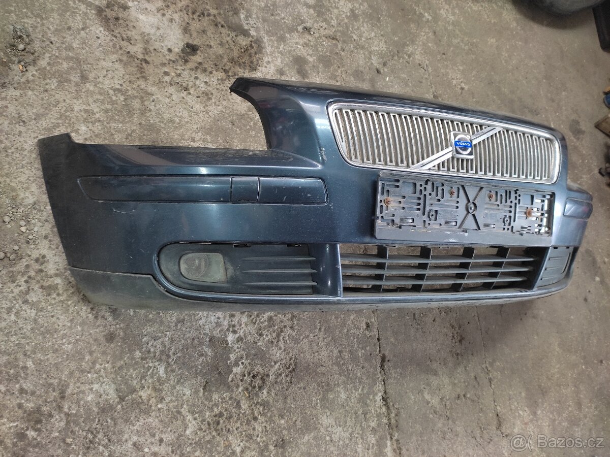PŘEDNÍ NÁRAZNÍK VOLVO S40 II V50