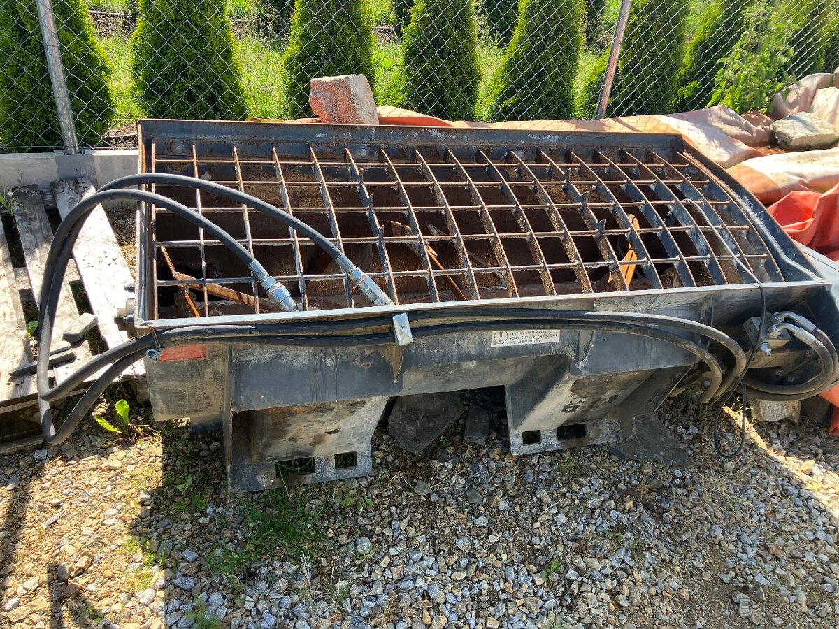 Míchačka na beton KOVACO ML 300 - míchací lopata