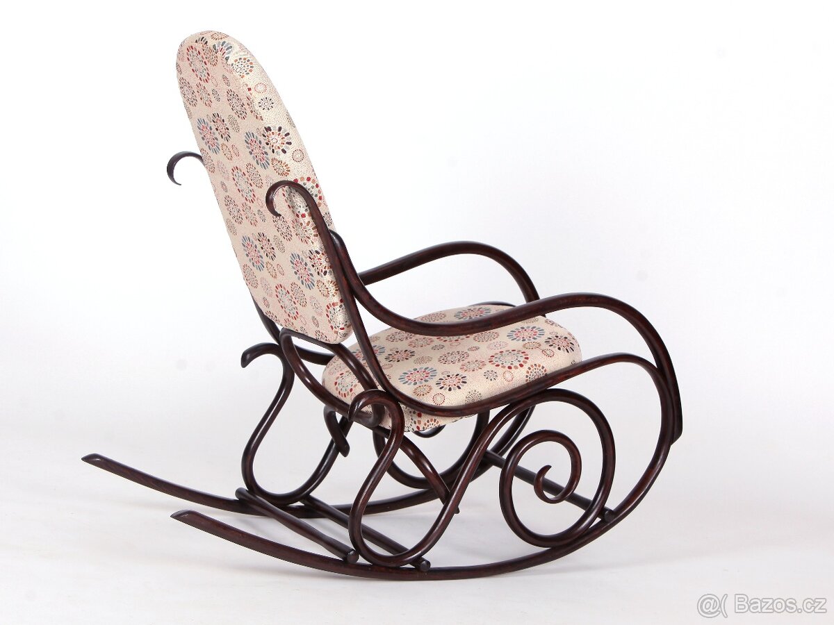 Starožitné houpací křeslo THONET s novým čalouněním.