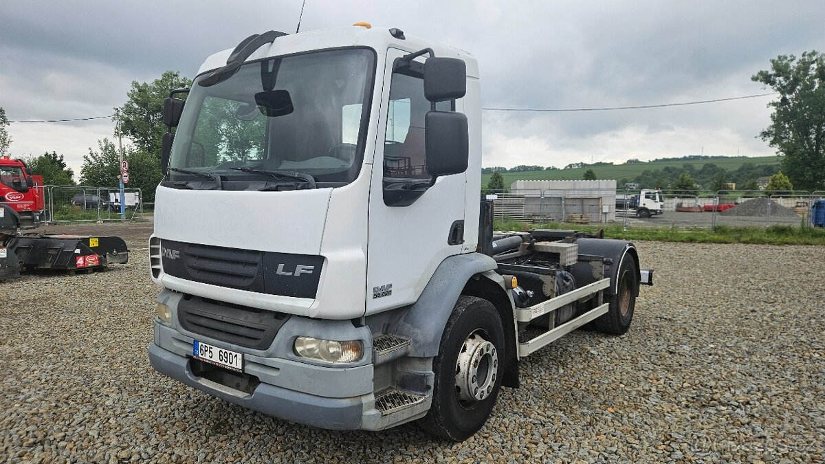 Prodám DAF LF 55.220 hákový nosič 18t.