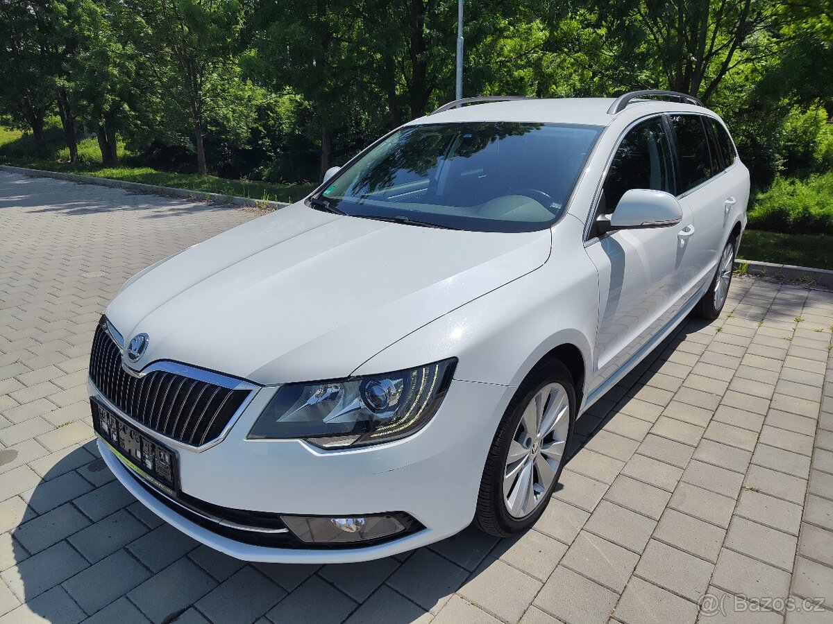 ŠKODA SUPERB COMBI FL 2.0 TDI 103 kW DSG EXCLUSIVE/BI-XENONY