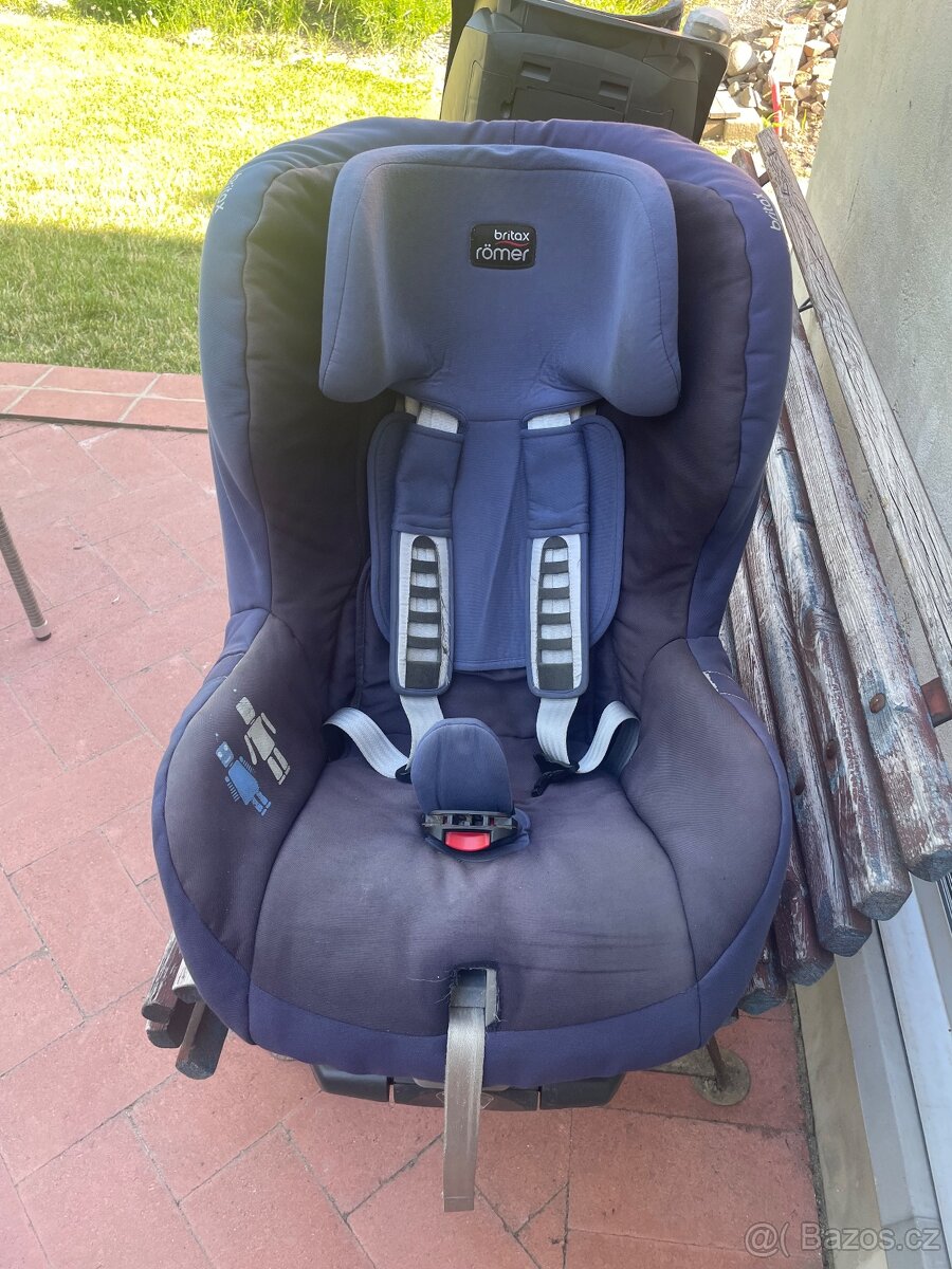 Autosedačka Britax Römer Safefix 9-18 kg