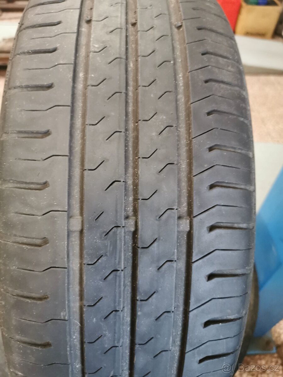 Prodám sadu 4ks letních Pneu 185/60R16 continental