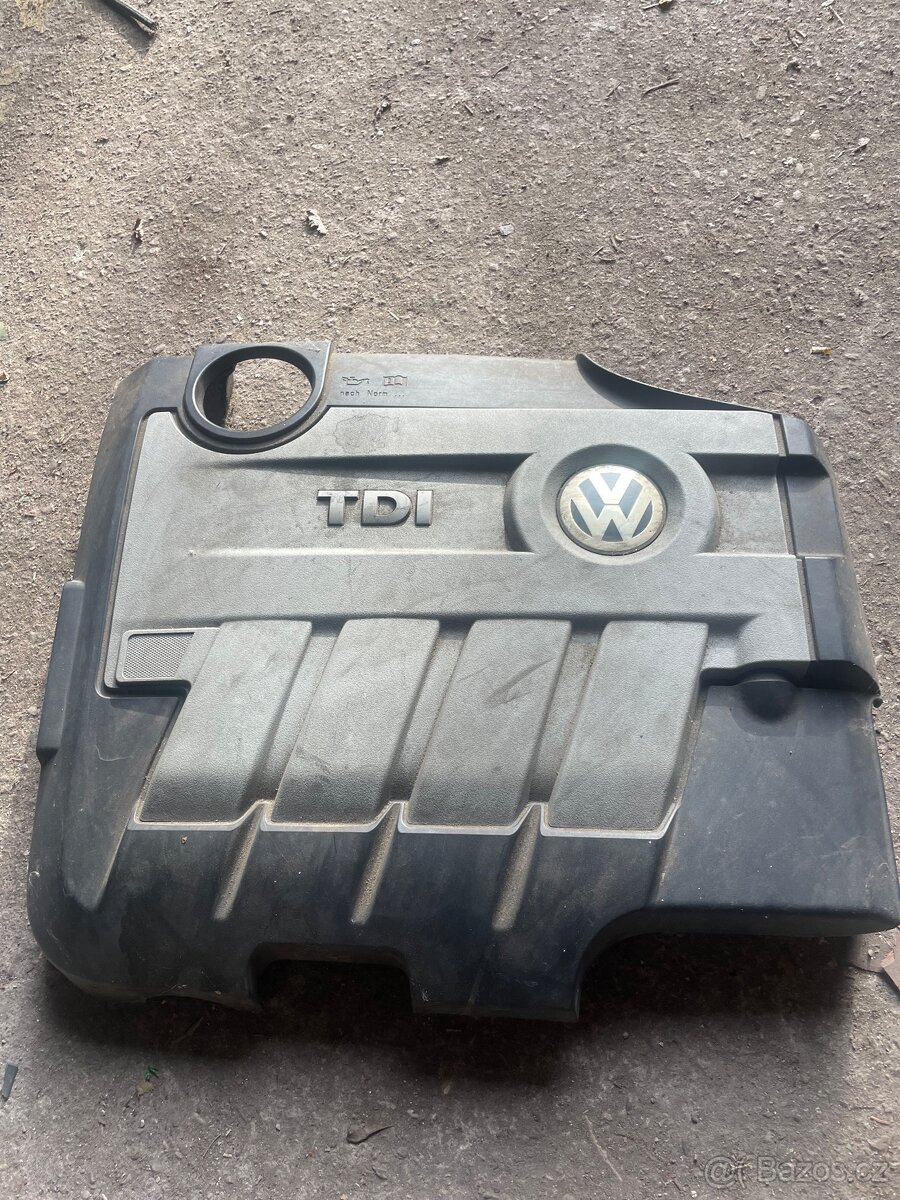 Kryt motoru VW Golf,Touran,Passat TDI