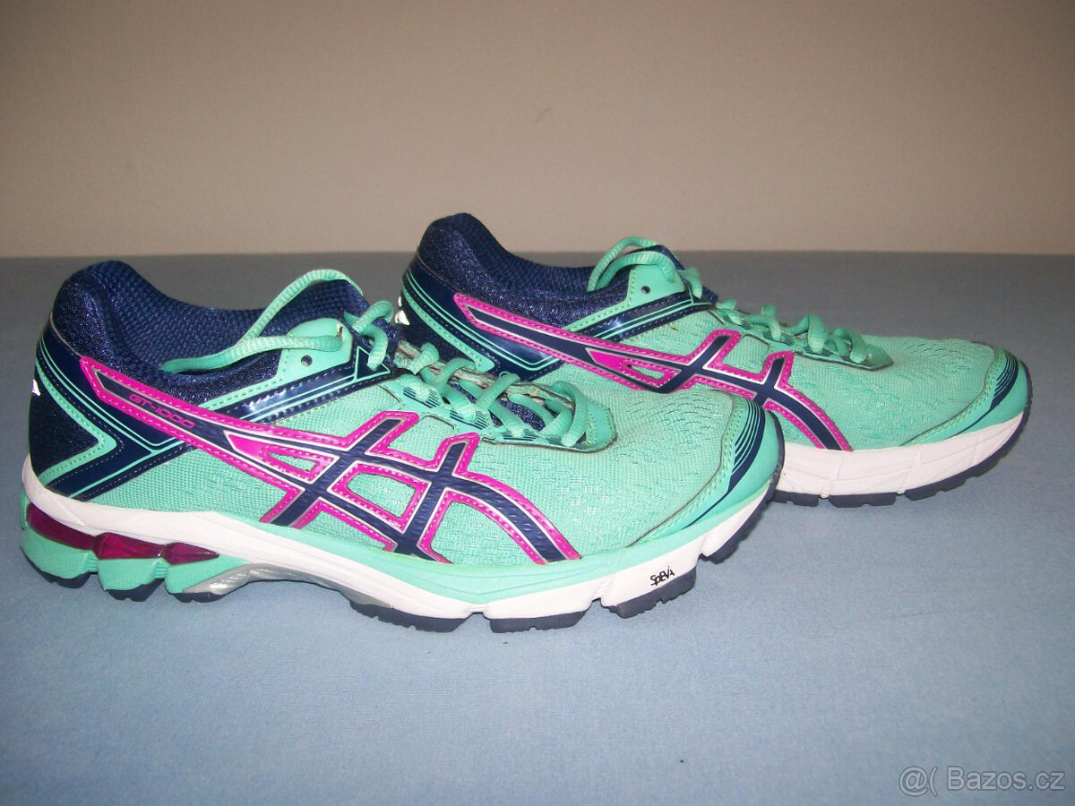 Sportovní obuv dámská ASICS - č. 39,5